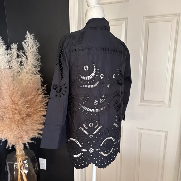 Zara Black Embroidered Eyelet Scallop Hem Blouse size Small - Picture 7 of 12